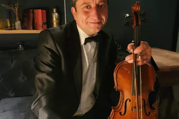 Kostiantyn Tomilin, artiste live Nouvelle-Aquitaine